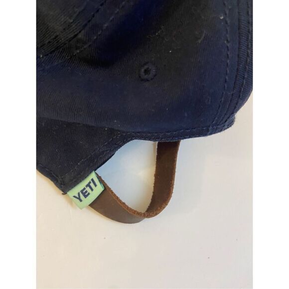 Yeti cooler baseball cap hat navy leather adjustable strap - Picture 6 of 6